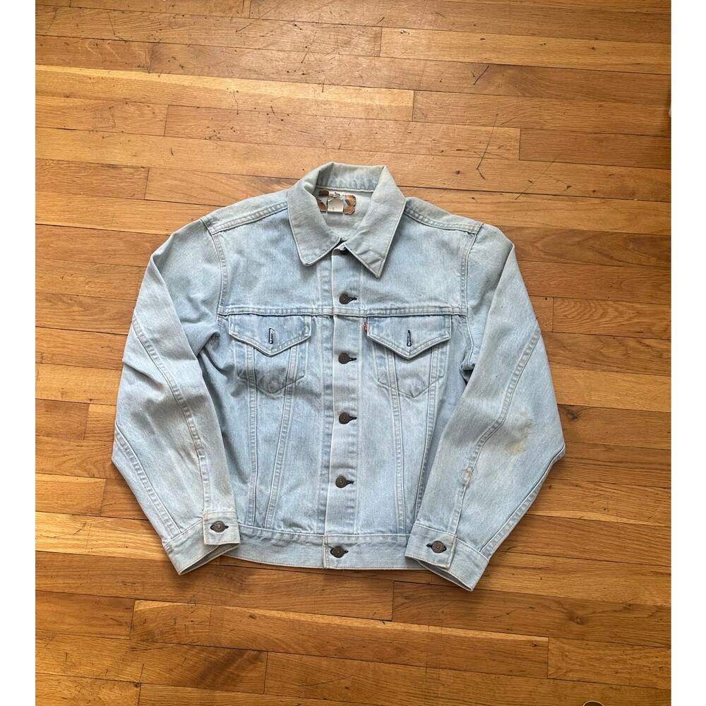Vintage Levi’s Type 3 Light Wash Denim Trucker Jacket Small Made in USA 1980s